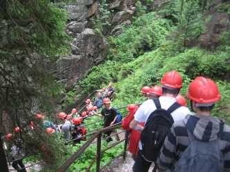 Obóz młodzieżowy, SZKLARSKA POREBA 2025 - Poczuj Ducha Gór i odwiedź z nami Szwejka. Kolonia 7-13 lat, obóz 14-18 lat.